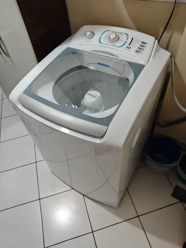 Máquina de Lavar Electrolux 12kg LT12F 127V