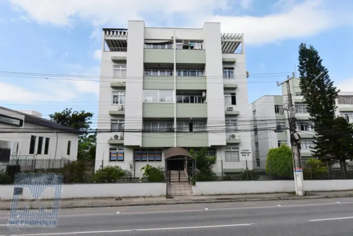 Apartamento com 2 quartos para alugar por R$ 2200.00, 55.74 m2 - CARVOEIRA - FLORIANOPOLIS