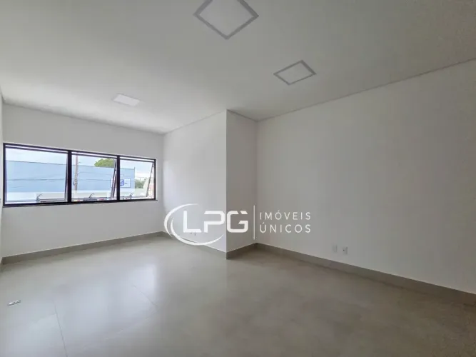Sala Comercial para locação com 28m² por R$ 2.800,00/mês - Jardim Cristina - Indaiatuba/SP