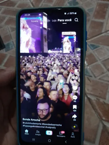 Samsung A04s
