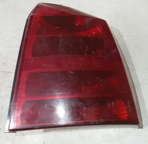 Lanterna Direita Astra Hatch 1999 - 2002 Direito Vermelho