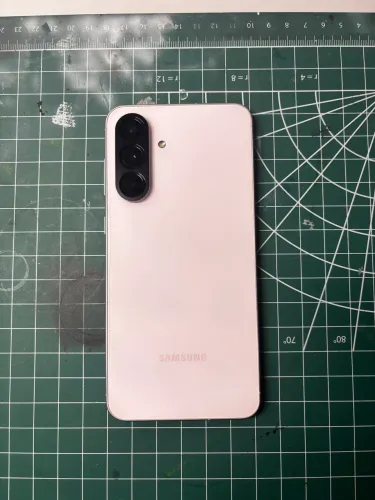 Samsung A56 256gb/8gb avalio troca por S24/25/26