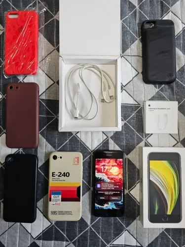 iPhone SE 2° geração 256gb