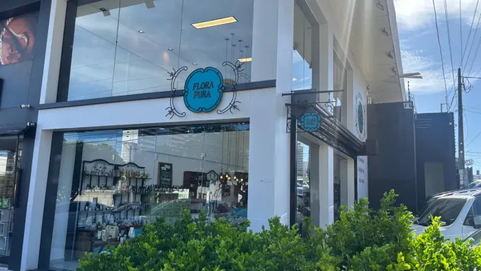 Oportunidade - Repasse de Loja de Cosméticos Flora Pura