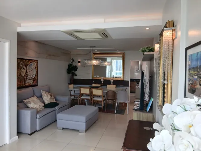 Apartamento no Renascença com 4 suítes