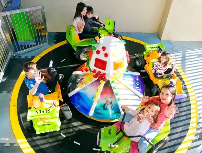 Carrossel Buffet Infantil - Parque