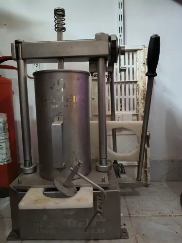 Máquina de Fazer Hambúrguer 