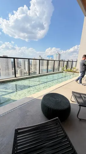 Aluguel - Apartamento luxo 2 suítes + lavabo mobiliado
