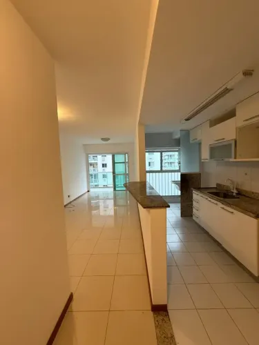 Alugo apartamento no Condomínio La Vista em Barra Bonita no Recreio dos Bandeirantes