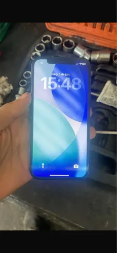 iPhone 12, 64GB. Aceito troca em iPhone X com volta 