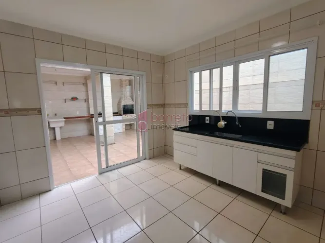 SOBRADO À VENDA NA VILA TUPI - VÁRZEA PAULISTA/SP