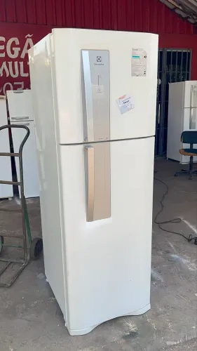 Geladeira Eletrolux Frost Free, Faço Entrega.
