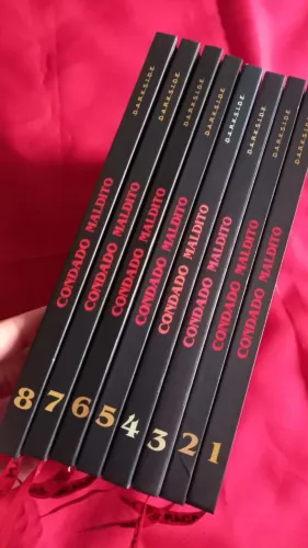 HQ Condado Maldito - Coleção completa pt-BR (8 volumes)