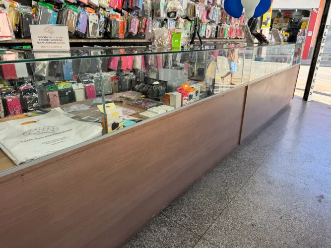 Balcão Expositor de Vidro para Loja