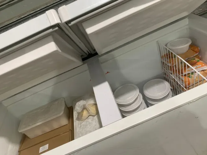 Vende-se freezer 