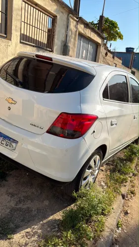 Chevrolet Onix Hatch LT 1.4 8V Flex Power Aut. 4P 2014