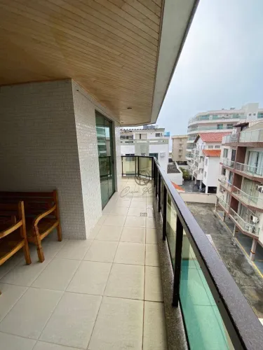 Apartamento com 3 dormitórios para alugar, 158 m² por R$ 5.102,02/mês - Vila Nova - Cabo F