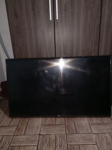 TV Samart LG 49