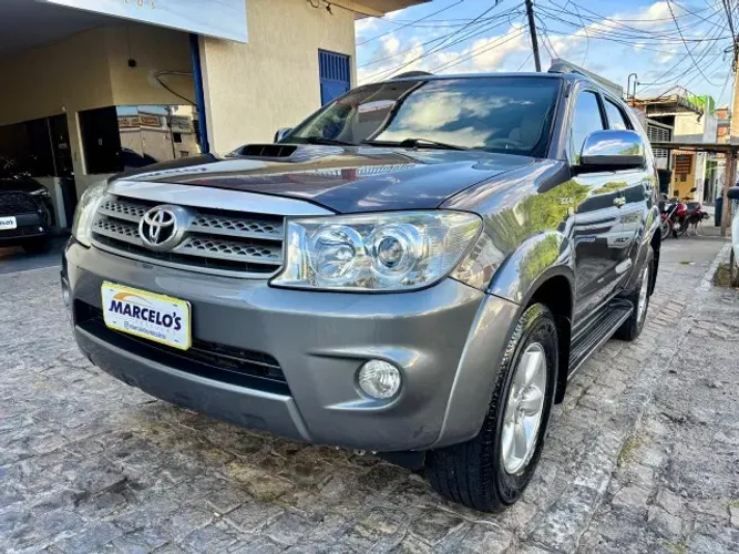 Toyota Hilux SW4 SRV D4-d 4X4 3.0 TDI Dies. AUT 2009