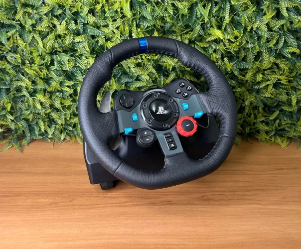 Volante Logitech G29 para PS4, PS5 e PC - Impecável