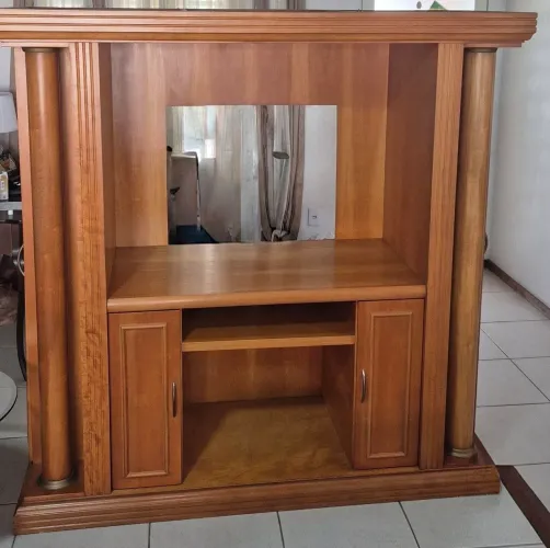 Antiquario, Rack para TV (tubo) com porta CD/DVD.