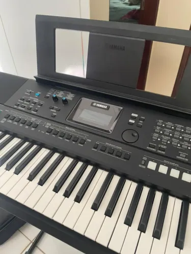 Teclado profissional Yamaha