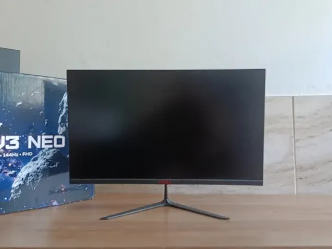 Monitor 24P | IPS | 144hz | NOVO