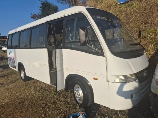 Microônibus volare A8 2002 