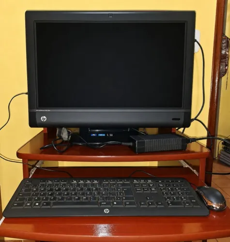 RARO! HP TouchSmart 9300 Elite - All-in-One Completo