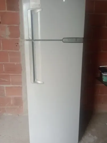 Geladeira Frost Free Brastemp