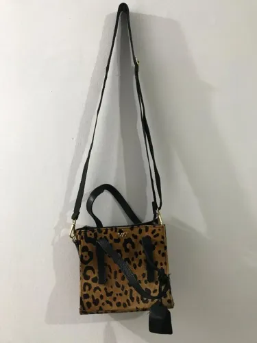 Bolsa couro pelo luz da lua