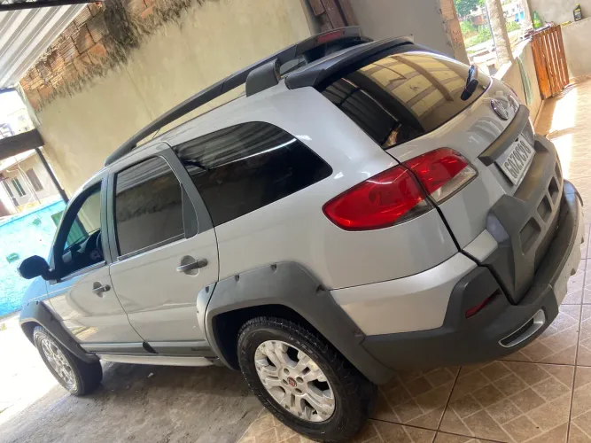 Fiat Palio Weekend Adventure Locker 1.8 Flex 2009