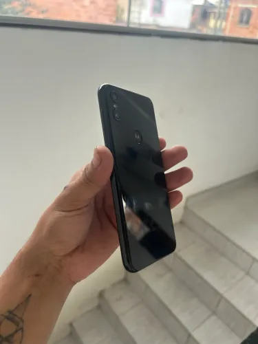MOTOROLA ONE 64 GB MUITO NOVO ENTREGO 