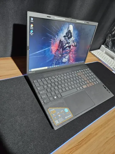 Notebook 5g Quad-core 4gb Ssd 128gb bateria 5horas semi-novo Entregamos