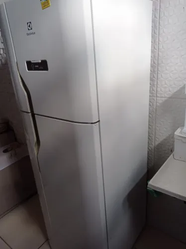 Geladeira Electrolux Frost Free Duplex