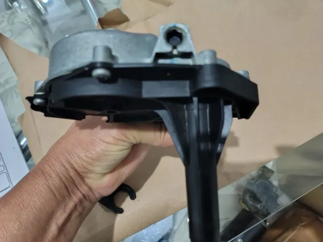 Vendo 2 motores de Parabrisas para recondicionar Punto Actrative 1.4