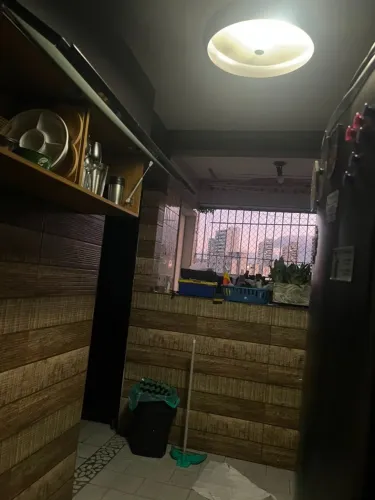 PROCURO ESTUDANTE PARA DIVIDIR APARTAMENTO NA MADALENA