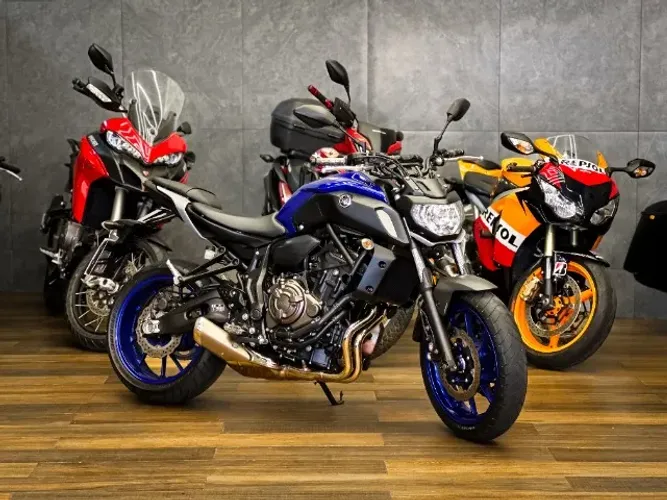 YAMAHA MT-07 2021/2022