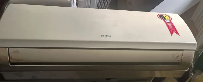 Ar condicionado 12.000 BTUs convencional Elgin