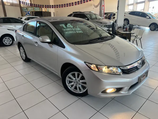 Honda Civic Sedan LXR 2.0 Flexone 16V Aut. 4P 2014