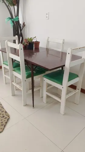 Doação de Mesa e cadeiras no Trobogy