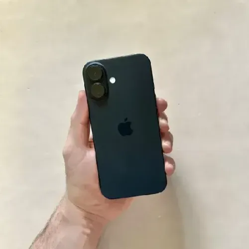 iPhone 16 128GB Preto - Seminovo - 86% Bateria - Retirada em Loja Física em BH