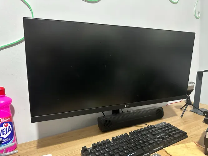 Monitor LG Ultrawide 29? + Suporte braço articulado