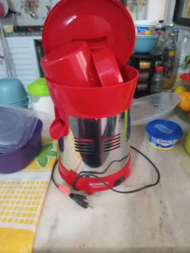 Vende se espremedor de laranja