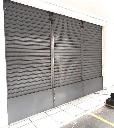 Porta de Rolo com Fechadura 84*99810*6260