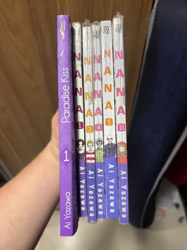 LEIA DESCRIÇÃO lote mangás NANA e paradise kiss