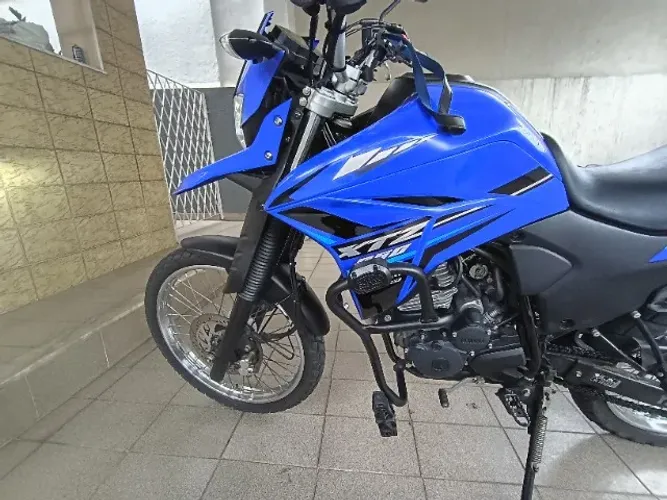 Yamaha XTZ 250 Lander 2023 | Apenas 9.500 km | Impecável