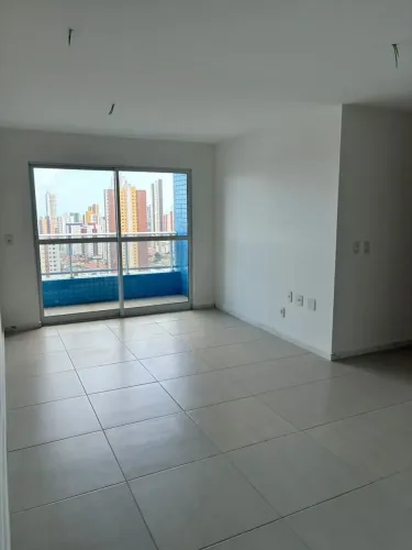 Excelente oportunidade no Brisamar:Andar 23º, Vista Mar ! 2 Vagas 3Quartos,1St,Varanda