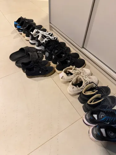 Vendo tênis tudo 500 reias