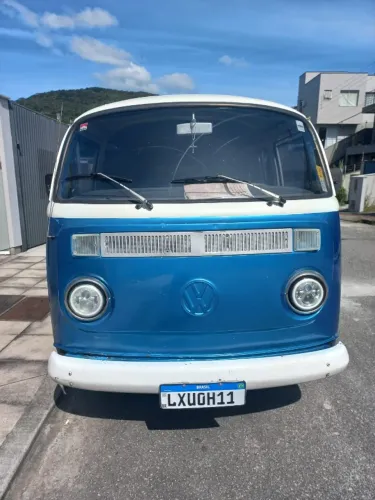 Volkswagen Kombi Standard/ Luxo/ Serie Prata 1990